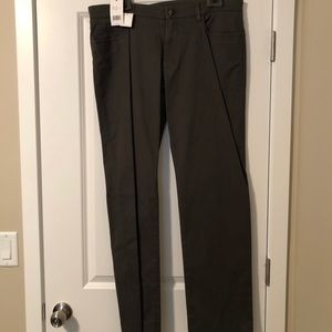 NWT VINCE Mens Dark Gray Chinos - Size 38